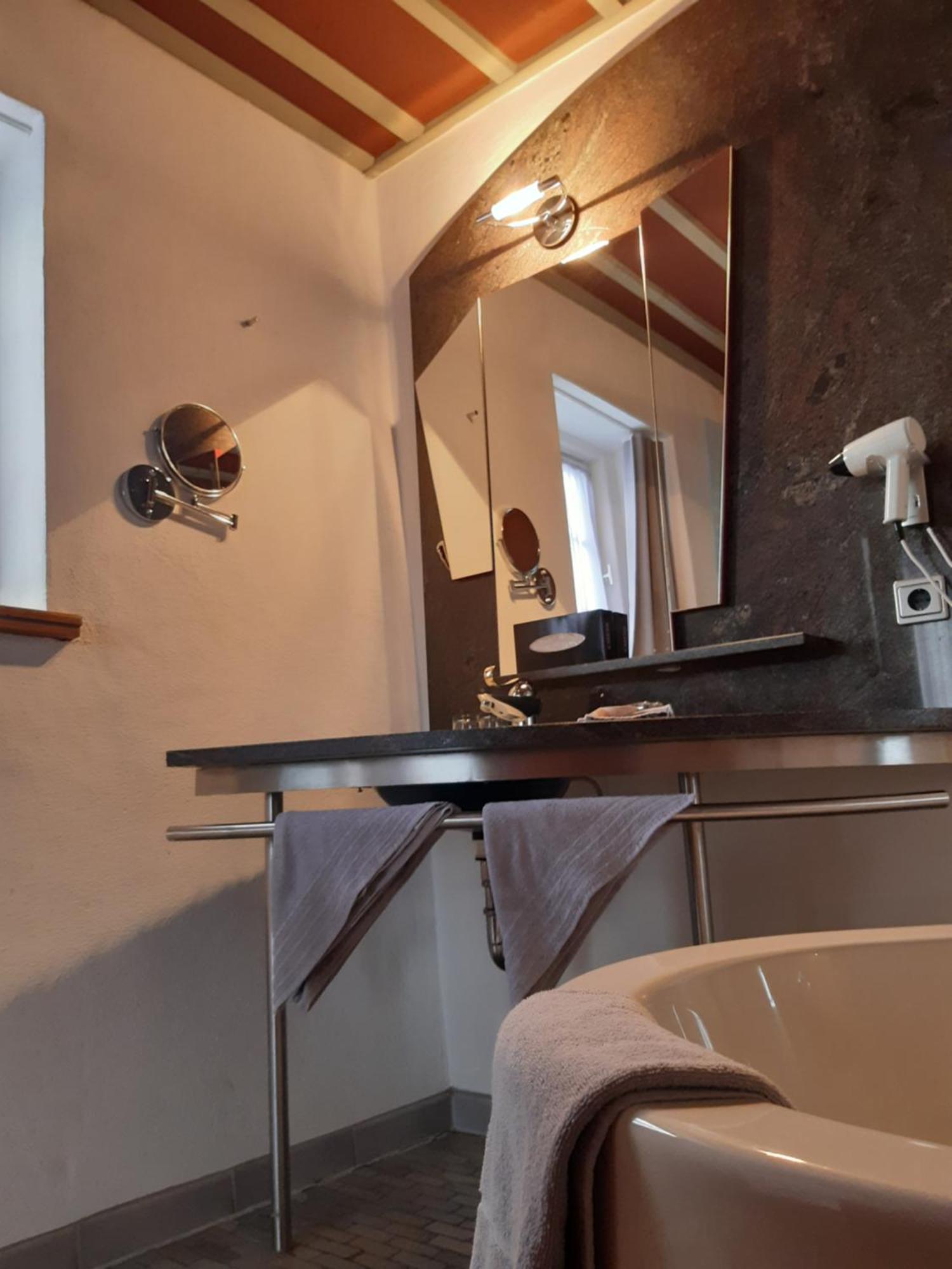Schiefes Haus Hotel Ulm Bilik gambar